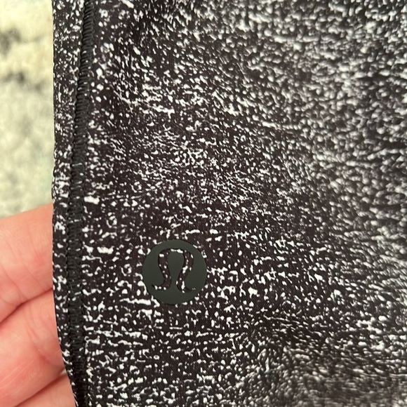 Lululemon Keep It Classic Pants 23” - Picture 7 of 9